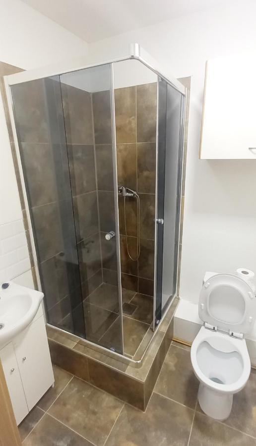 Krasny Priestranny Slnecny Apartman V Centre Mesta Trenčín Exterior foto